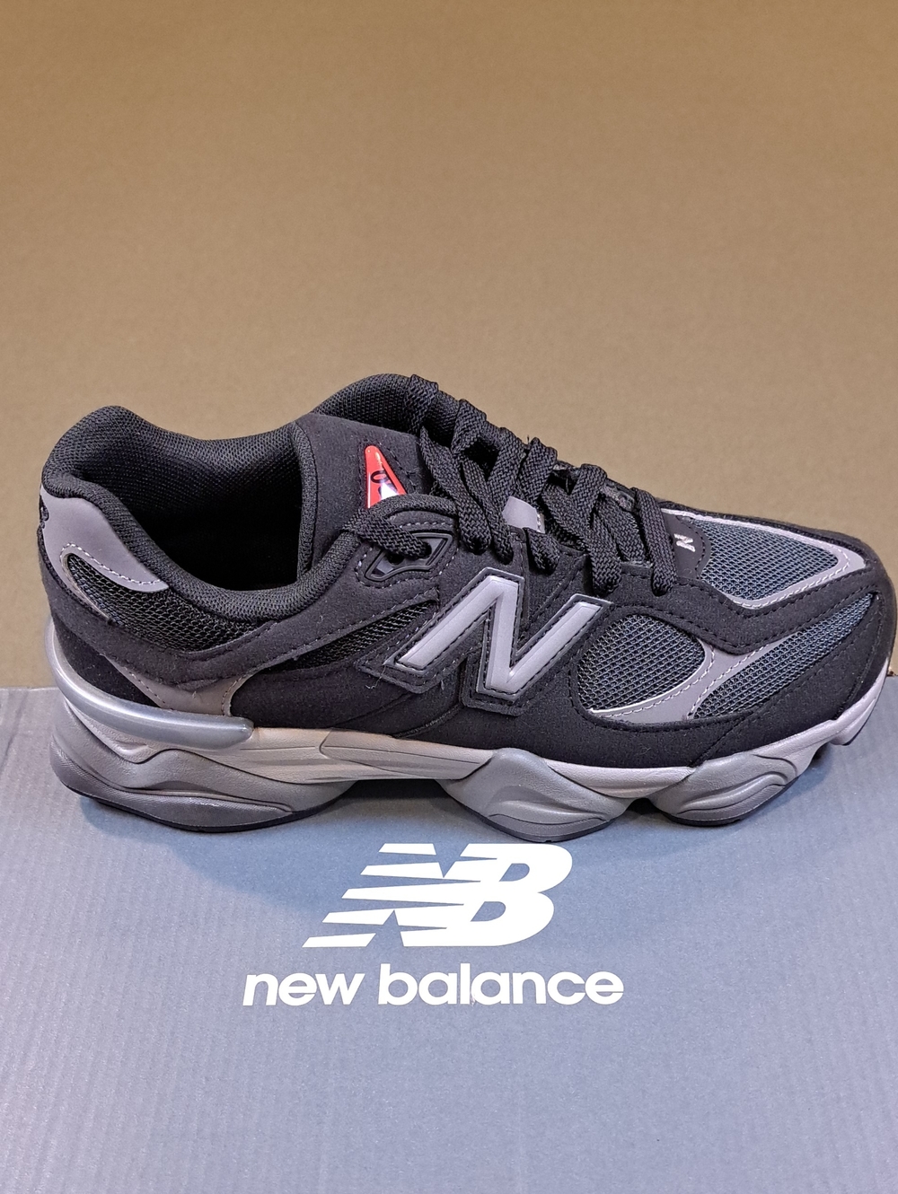 New Balance 9060 Lace - Color: Black/Grey - Size: Kids 6.5